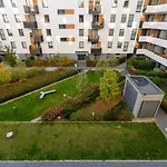 Warsaw Ulrychow Apartment With Parking By Renters